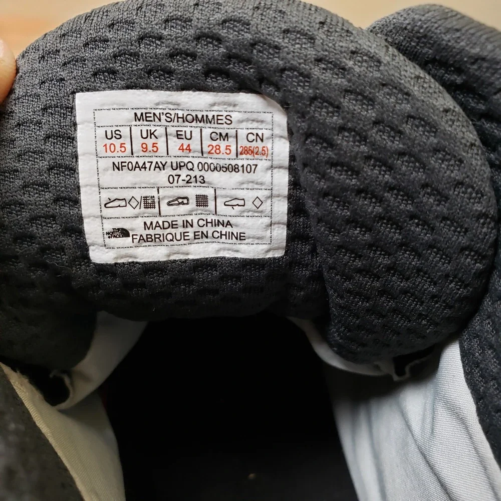 The North Face Men's Size 10.5 Mid Hiking Shoes Gray Future Light EXTS Camping